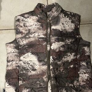 Cabela’s Puffy Vest
